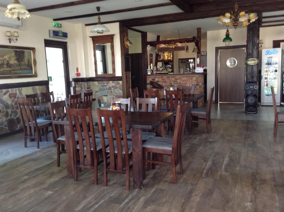 Pod Kotwica Bed & Breakfast Nowa Sol Ngoại thất bức ảnh